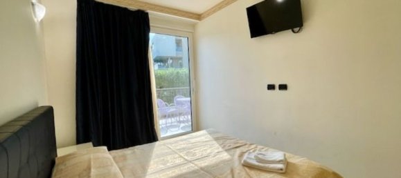 2 bedrooms Apartment in Desenzano del Garda, Italy No. 153810 10