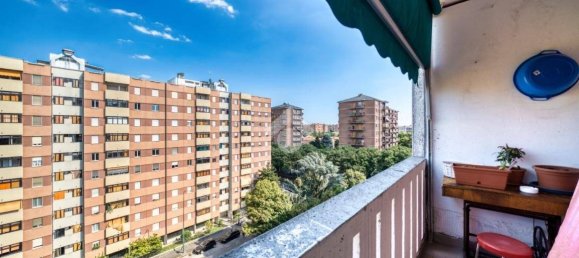 3 bedrooms Apartment in Turin, Italy No. 343437 7