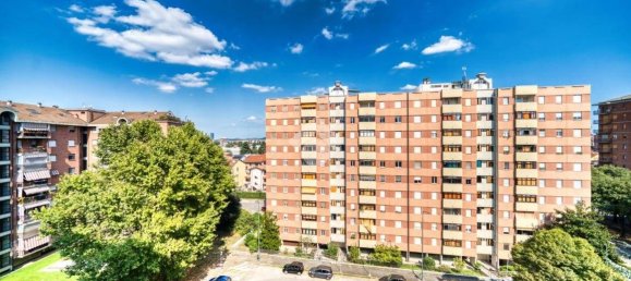 3 bedrooms Apartment in Turin, Italy No. 343437 5