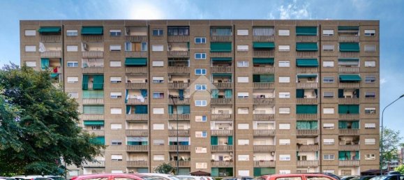 3 bedrooms Apartment in Turin, Italy No. 343437 9