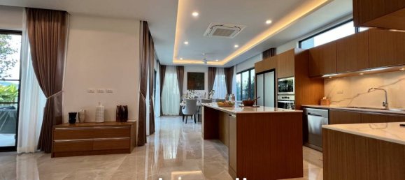 3 bedrooms Villa in Bang Tao, Thailand No. 13727 5