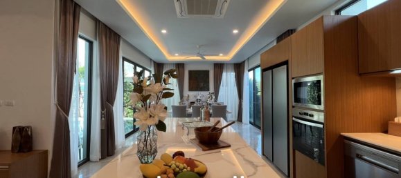 3 bedrooms Villa in Bang Tao, Thailand No. 13727 8