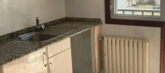 2 chambres Appartement à A Coruna, Spain No. 182640 4