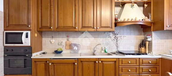 4 bedrooms Villa in Valbrenta, Italy No. 347433 8