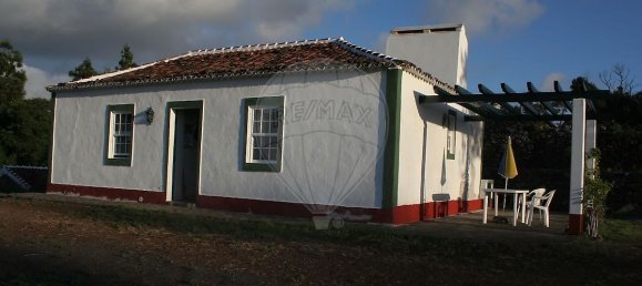 Casa de 2 dormitorios en Vila do Porto, Portugal No. 45029 6