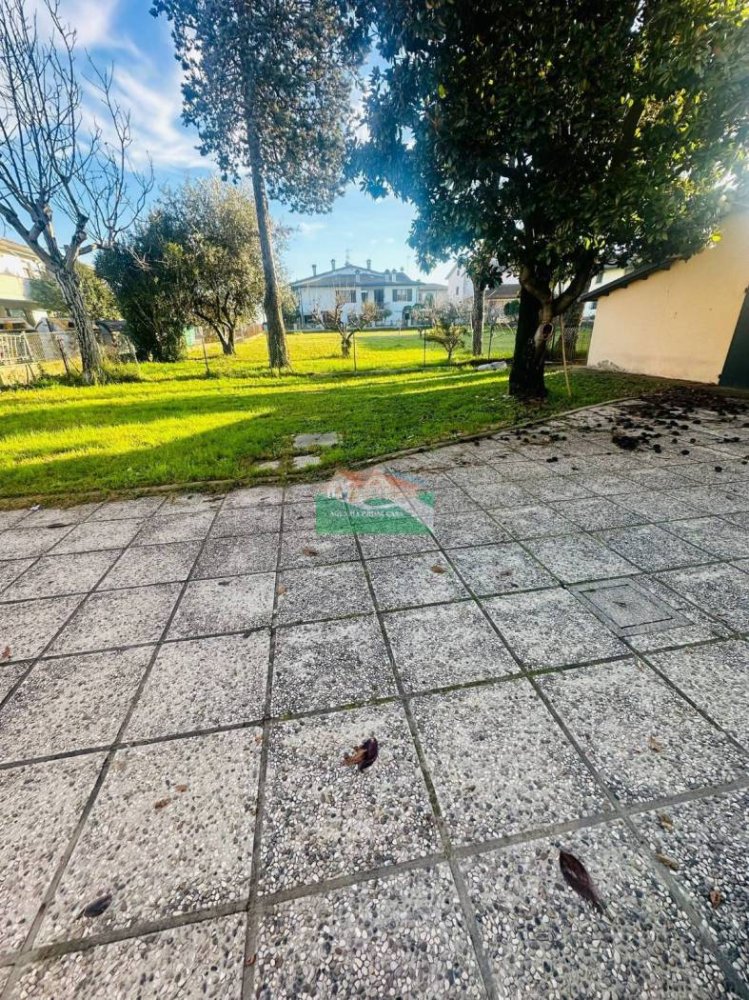 3 غرف نوم فيلا في Ravenna, Italy رقم 303314