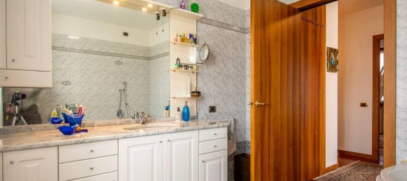 Villa de 4 habitaciónes en Magnago, Italy No. 35950 43