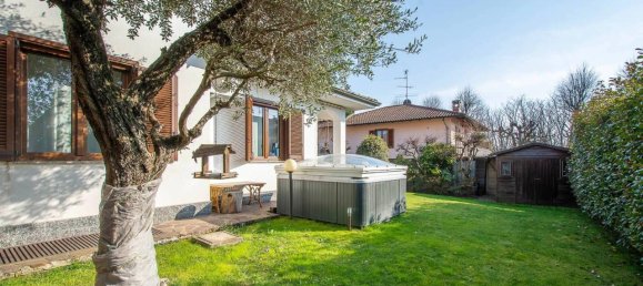 Villa de 4 habitaciónes en Magnago, Italy No. 35950 4