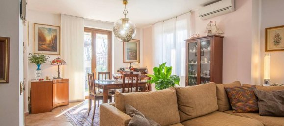 Villa de 4 habitaciónes en Magnago, Italy No. 35950 17