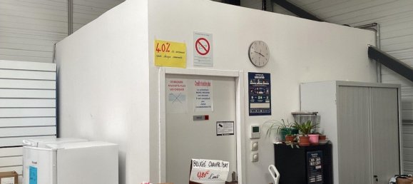 3-salle Propriété commerciale à Saint-Seurin-sur-l'Isle, France No. 101513 8