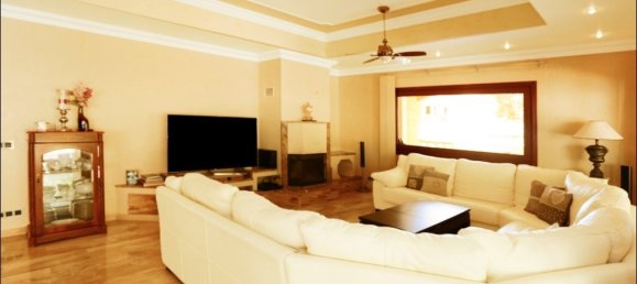 6 bedrooms Villa in El Toro, Spain No. 14787 2