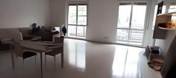 Apartamento de 4 divisões em Monza, Italy N.º 3742 15