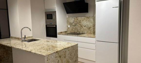 4 bedrooms Apartment in Alicante, Spain No. 147801 9