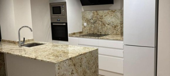 4 bedrooms Apartment in Alicante, Spain No. 147801 12