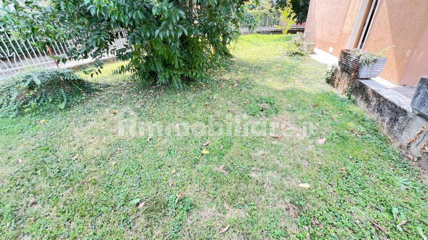 1 غرف نوم شقة في Dalmine, Italy رقم 344031