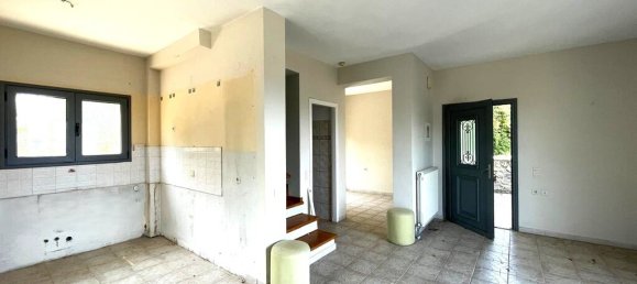 Вилла с 3 спальнями в Керкира, Центральная Керкира и Диапонтии-Ниси, Керкира, Ионические острова, Пелопоннес, Западная Греция и Ионические острова, Греция № 93645 11