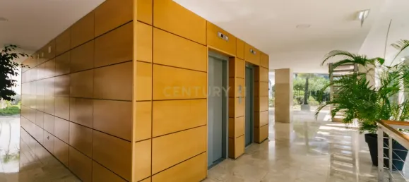 3 bedrooms Apartment in Lisbon, Portugal No. 9734 39