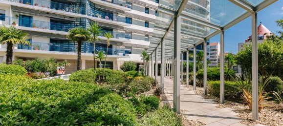 3 bedrooms Apartment in Lisbon, Portugal No. 9734 40