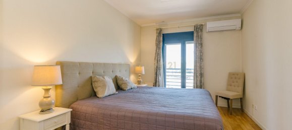 3 bedrooms Apartment in Lisbon, Portugal No. 9734 30