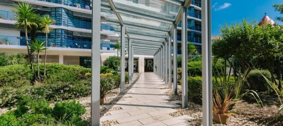 3 bedrooms Apartment in Lisbon, Portugal No. 9734 42