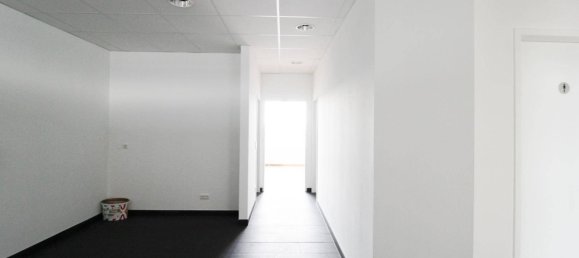 Escritório em Traun, Austria 239 m² N.º 251074 2