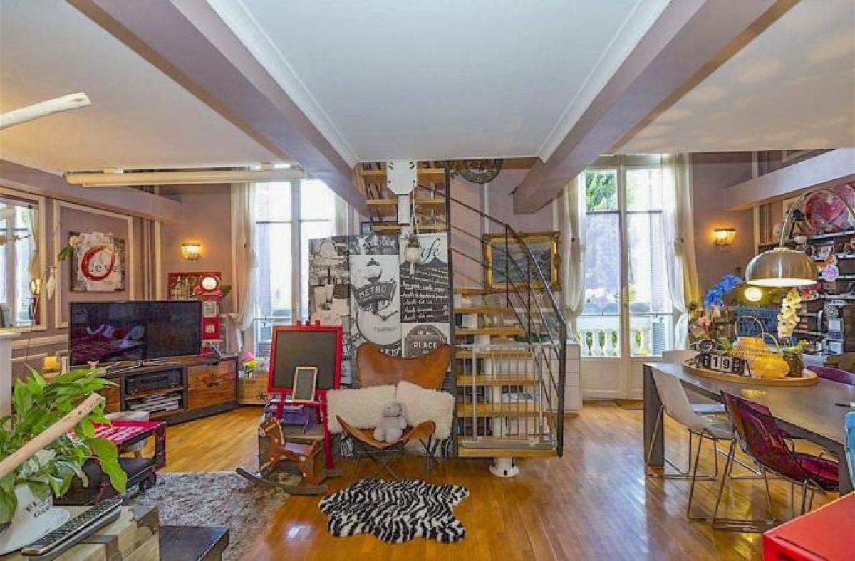 2 bedrooms Apartment in Nice, France No. 2890