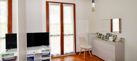 3 bedrooms Apartment in Vanzago, Italy No. 320590 22