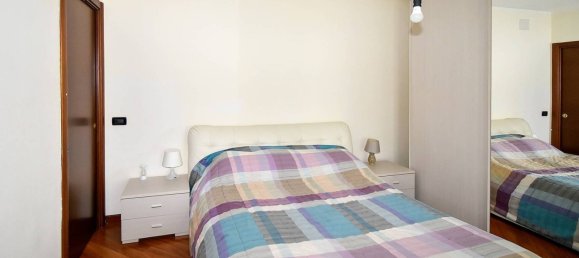 3 bedrooms Apartment in Vanzago, Italy No. 320590 21