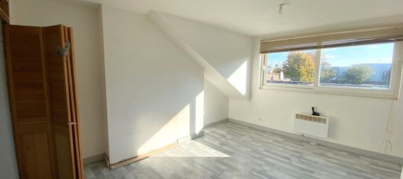 3 bedrooms House in Tourcoing, France No. 213682 4