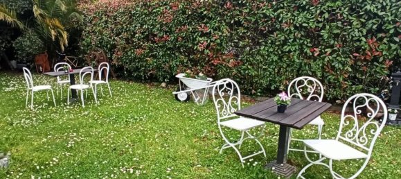 6 rooms House in Ne, Italy No. 130201 3