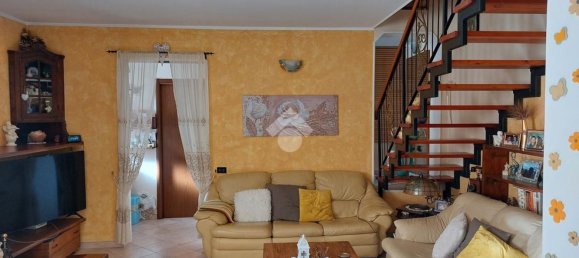 6 rooms House in Ne, Italy No. 130201 25