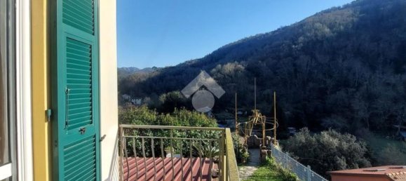 6 rooms House in Ne, Italy No. 130201 31