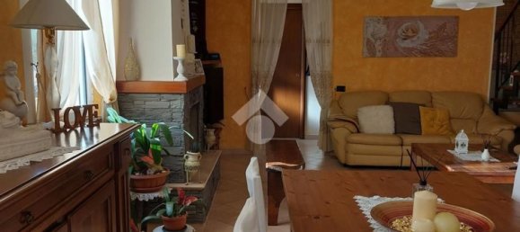 6 rooms House in Ne, Italy No. 130201 14