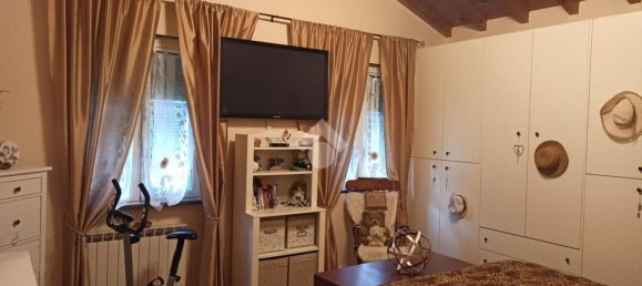6 rooms House in Ne, Italy No. 130201 9