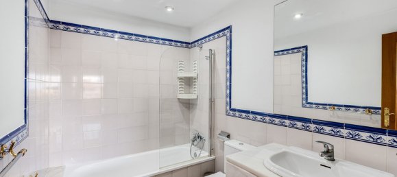 3 bedrooms Penthouse in Marbella, Spain No. 185436 22