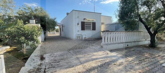 3 rooms Villa in Corato, Italy No. 33384 3