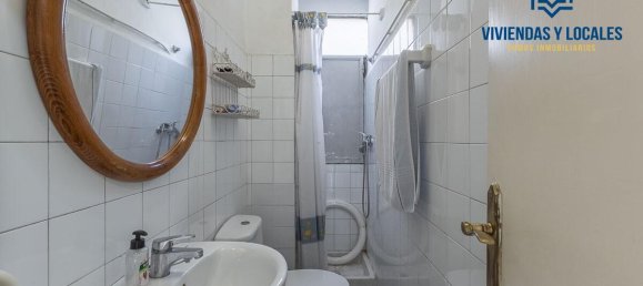 Apartamento de 6 dormitorios en Granada, Spain No. 71104 4