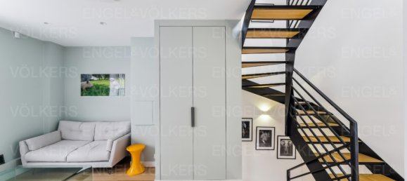 4 bedrooms House in Paris, France No. 345059 7