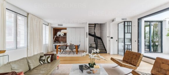 4 bedrooms House in Paris, France No. 345059 4