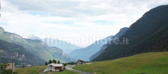 5 rooms House in Torgnon, Italy No. 339754 2