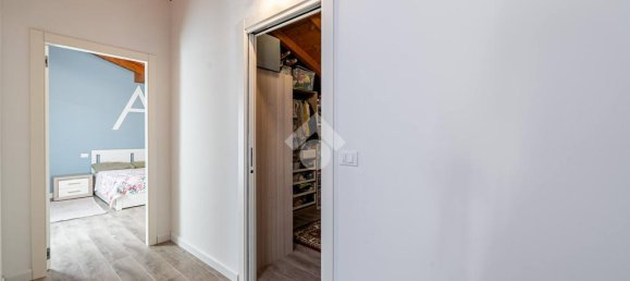 2 bedrooms House in Minerbio, Italy No. 352991 31