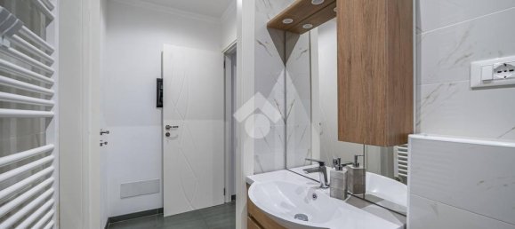 2 bedrooms House in Minerbio, Italy No. 352991 9