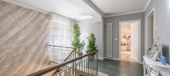 2 bedrooms House in Minerbio, Italy No. 352991 11