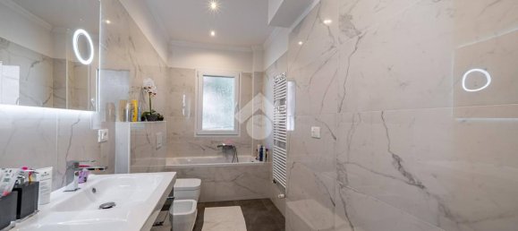 2 bedrooms House in Minerbio, Italy No. 352991 17