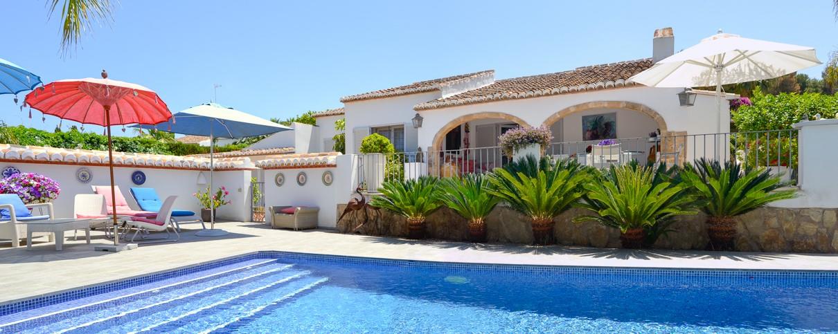5 bedrooms Villa in Javea, Spain No. 13401