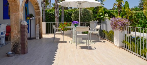 5 bedrooms Villa in Javea, Spain No. 13401 16