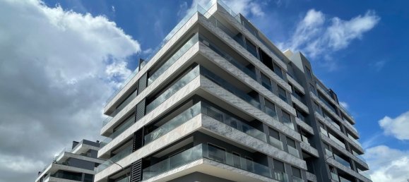 320m² Land in Amadora, Portugal No. 175027 2