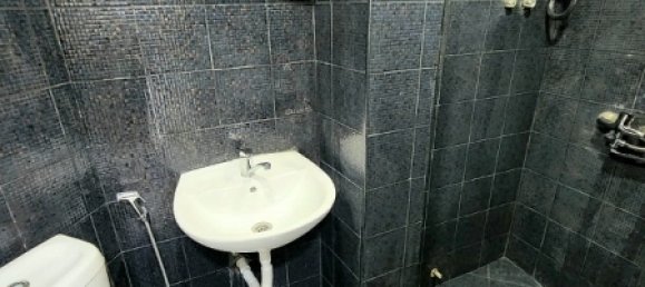 2 bedrooms Apartment in Baku, Azerbaijan No. 337 30