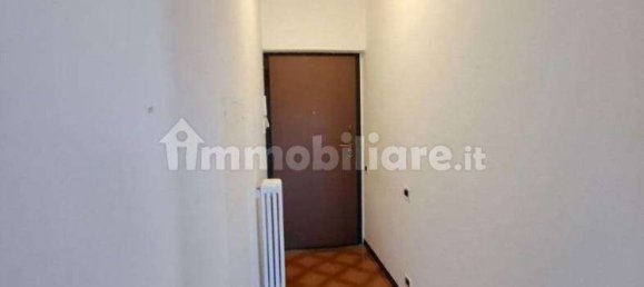 3 rooms Apartment in Veniano, Italy No. 235872 7