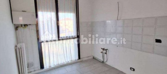 3 rooms Apartment in Veniano, Italy No. 235872 4